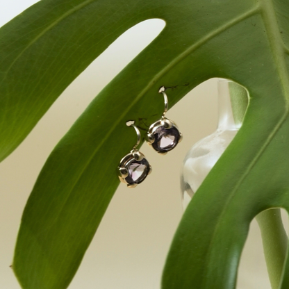18 Kt Gold Vintage "Wild Bloom" Amethyst Earrings (Romantic and natural; captures untamed elegance without naming a place.)