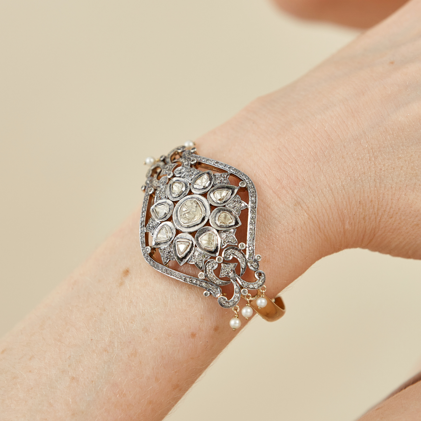 Polki Diamond Mixed Metal Floral Bracelet