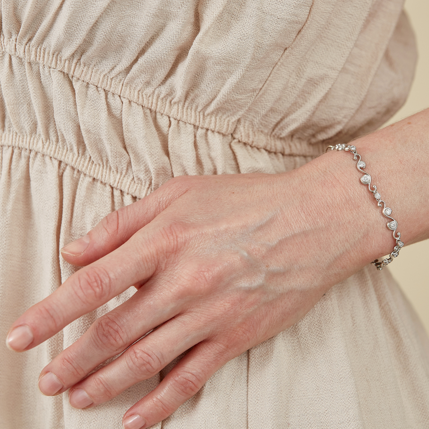 14Kt White Gold Diamond [approximately 1.43cts] Swirl Bracelet
