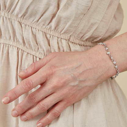 14Kt White Gold Diamond [approximately 1.43cts] Swirl Bracelet