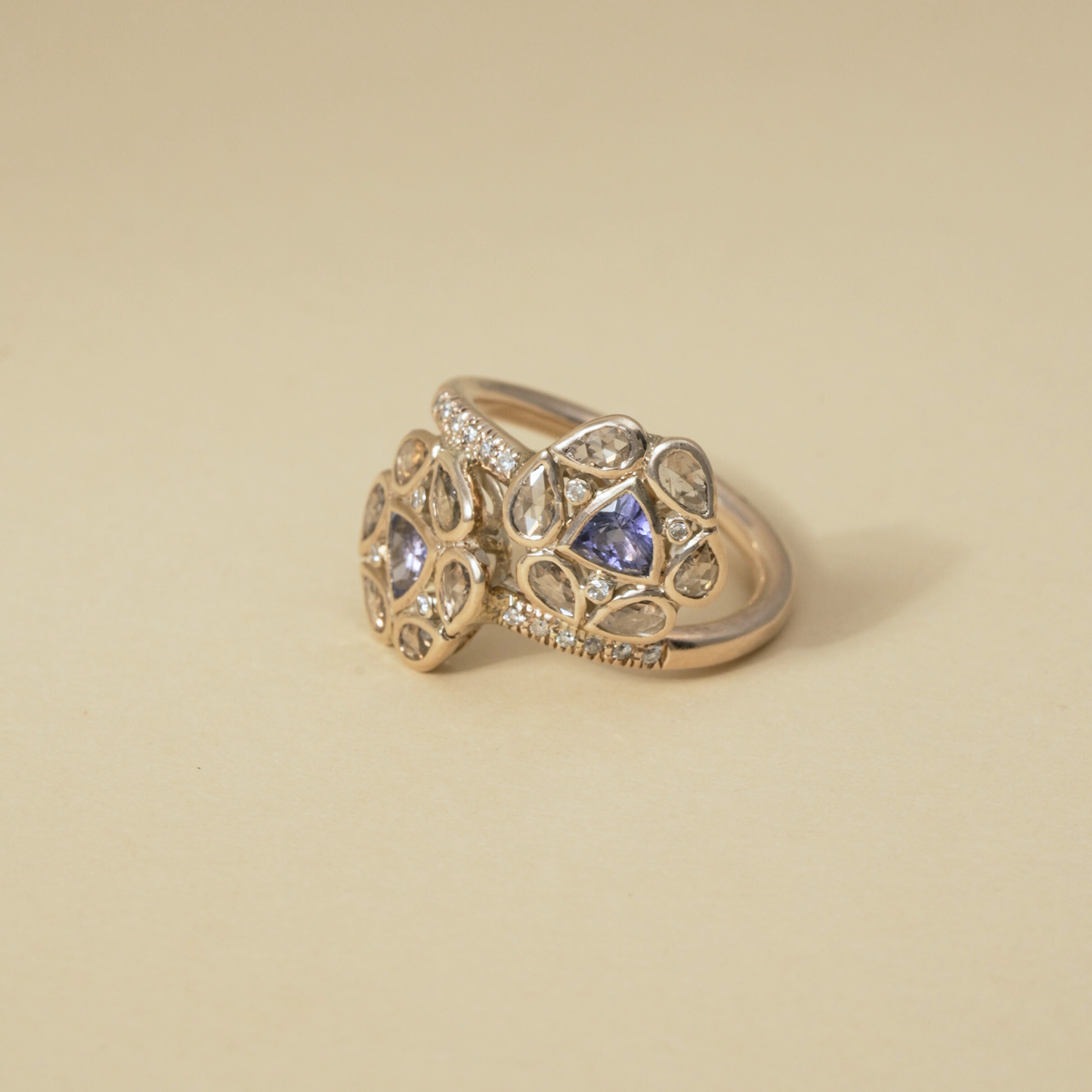 Tanzanite & Polki Diamonds' Gold ring
