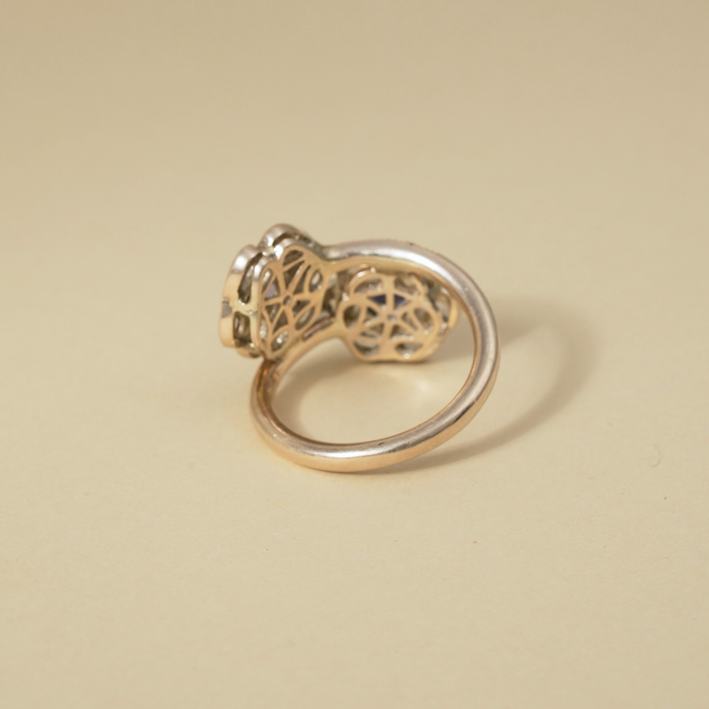 Tanzanite & Polki Diamonds' Gold ring
