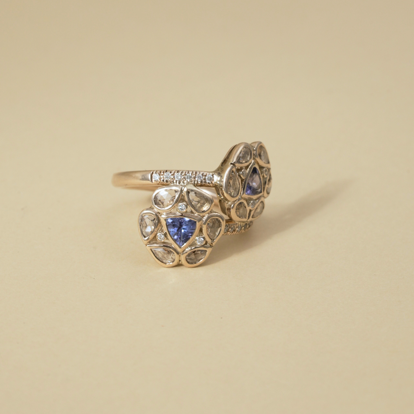 Tanzanite & Polki Diamonds' Gold ring