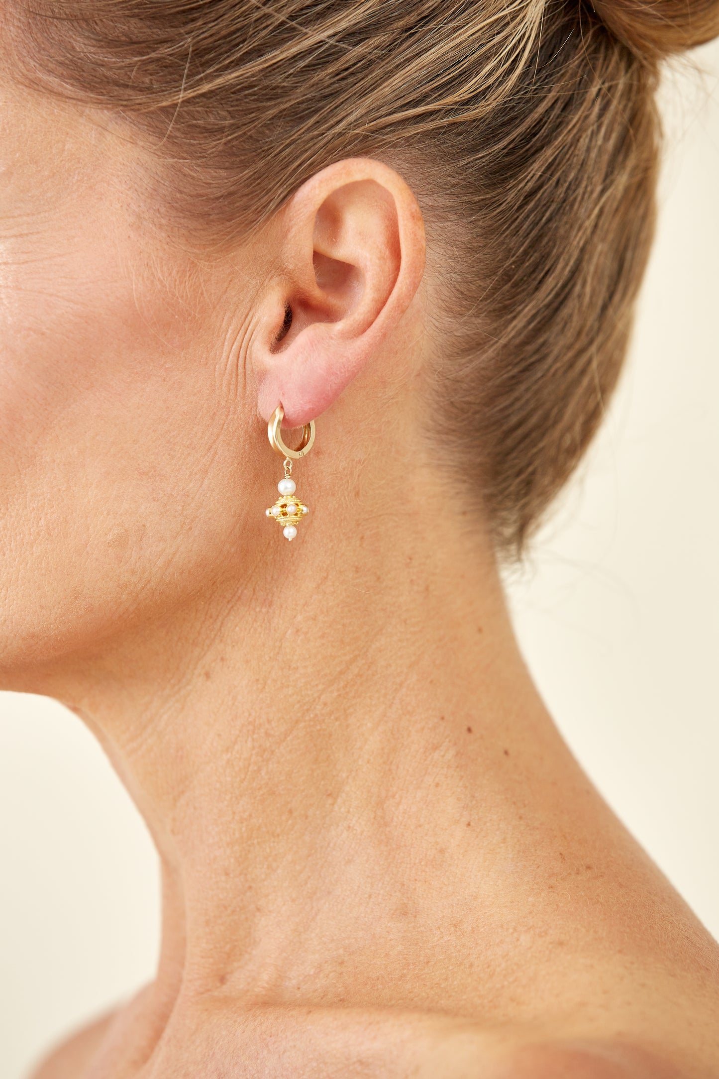 Antique-Style Gold Drop Earrings with Pearls