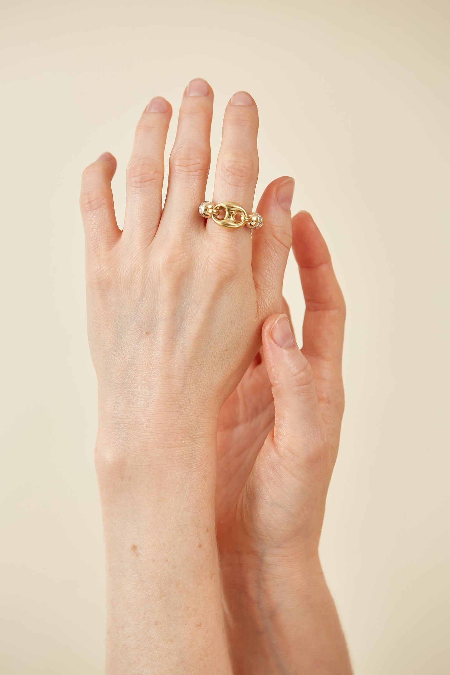 Gucci style Mixed Metal [18Kt & Sterling Silver] Link Ring with Cubic Zirconia